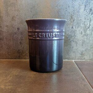 Le Creuset utensil crock